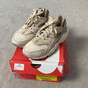 Nike Air Huarache, Linen in Desert